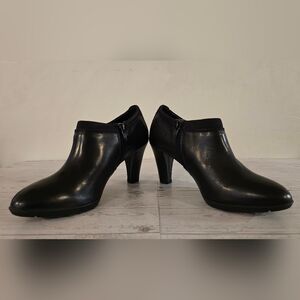 Anne Klein Akdalayne Black Leather Women's Heeled Booties Size 7.5
